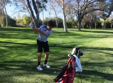Jack Heavey, the only sophomore on the Vaqueros, tied for 11th with a 79. (Photo by Chuck Melendez)