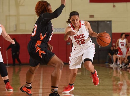 Pauling scores 22 in 68-55 win at Oxnard