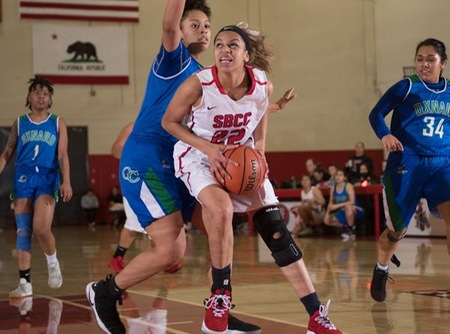 Jennae Mayberry hit 5-8 from the field and scored 13 points, missing her season high by one point. (File photo by Ken Sciallo/Sevilla Photography)