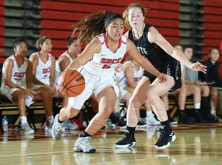 Freshman guard Tatiana Ong scored eight points on perfect 4-4 shooting. (File photo by Ken Sciallo/Sevilla Photography)