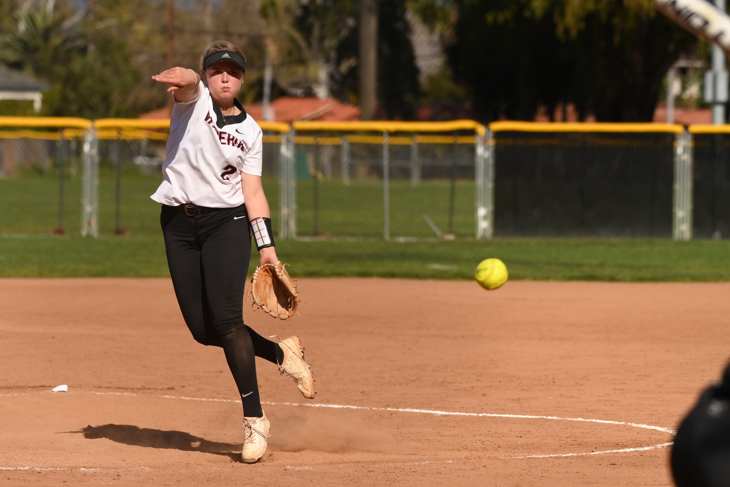Vaqueros Stay Perfect in Conference with 9-2 Win over Ventura